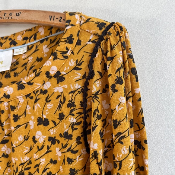 🏷️ SOLD • ANTHROPOLOGIE • Maeve Cheyenne Peplum Blouse in Yellow Motif • Medium - Picture 6 of 10